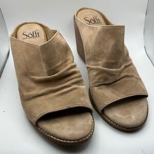 Söfft Tan Open-Toe Wedge Sandals strathmore 9.5